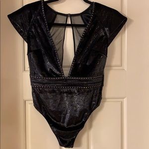 Black velvet studded bodysuit new,never worn